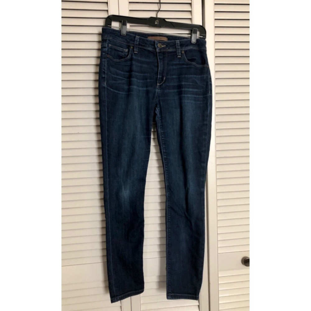 Joe’s Jeans Skinny Ankle Jeans in W30